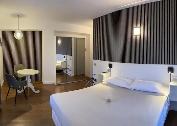 Il Vecchio Borgo Relais 3*